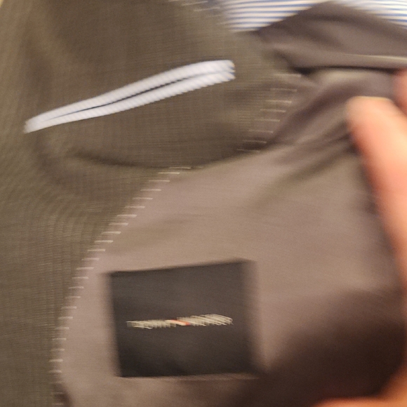 Tommy Hilfiger Gray Sport Coat with Classic Notched Lapels - Picture 13 of 14